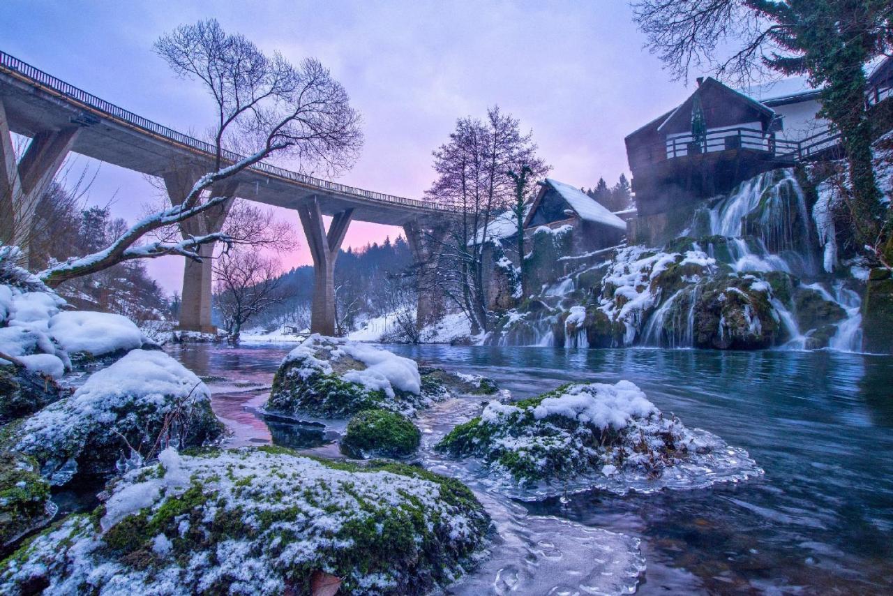 Villa Kuca Za Odmor Slunjcica Extérieur photo