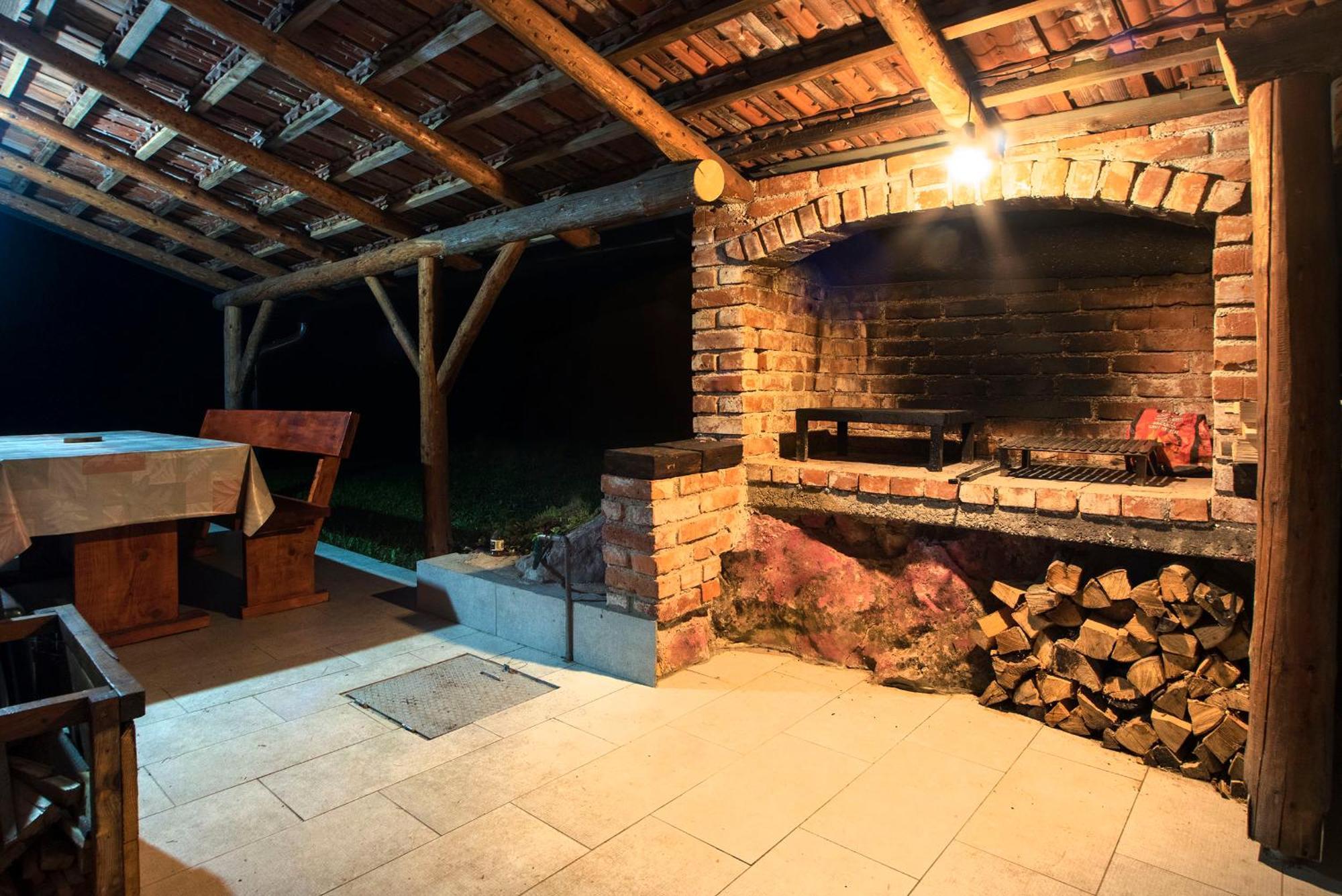Villa Kuca Za Odmor Slunjcica Extérieur photo