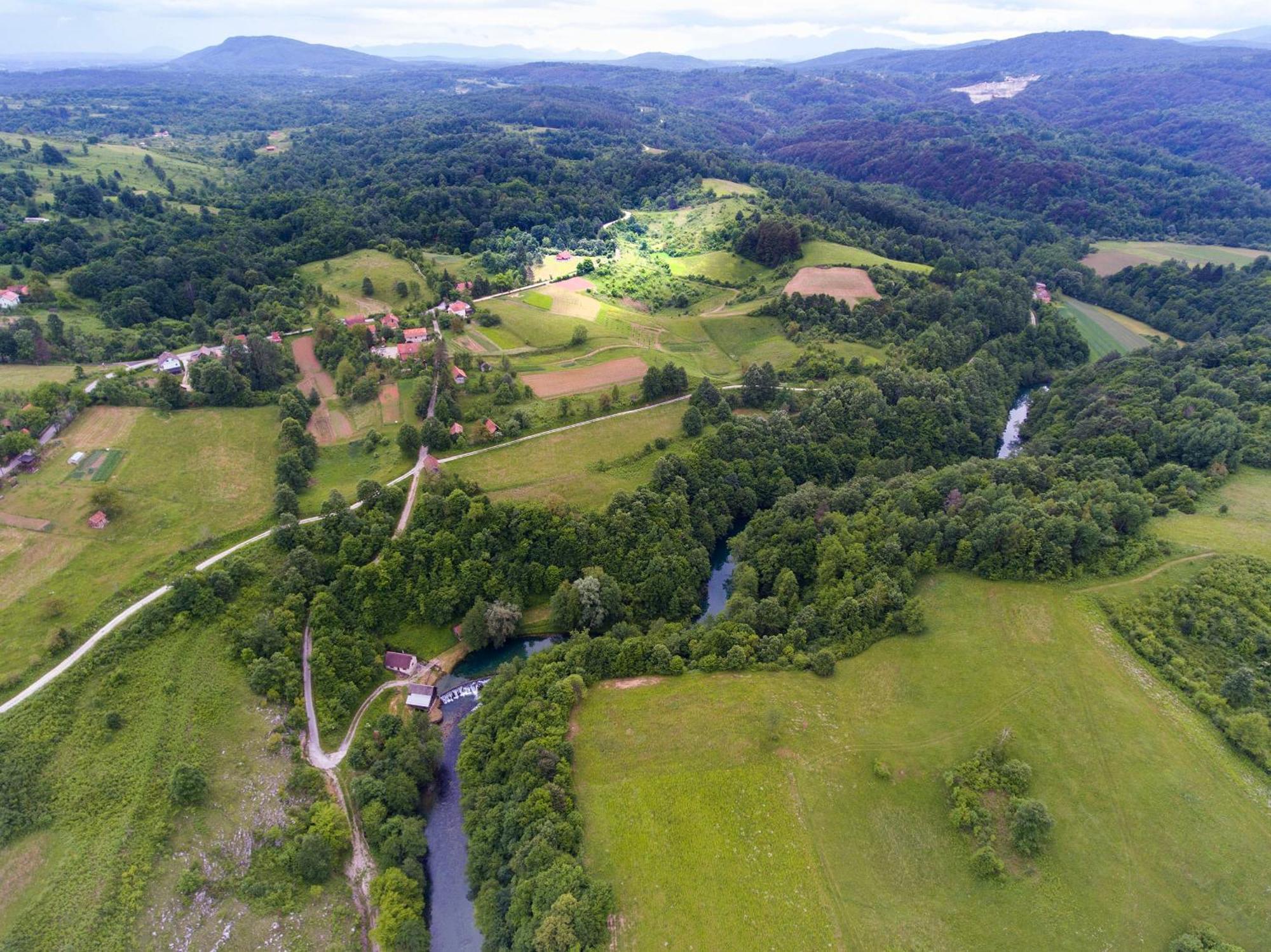Villa Kuca Za Odmor Slunjcica Extérieur photo